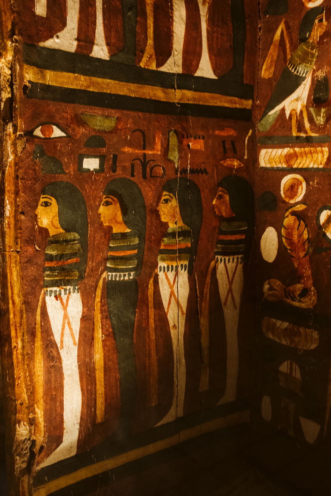 Anut at the Museum — frame 27