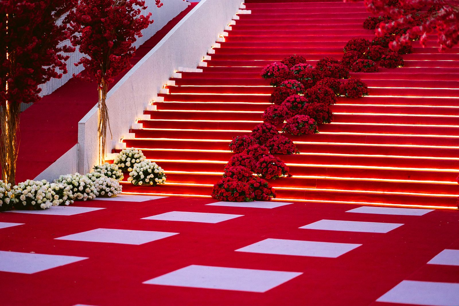 Red is Love — frame 22