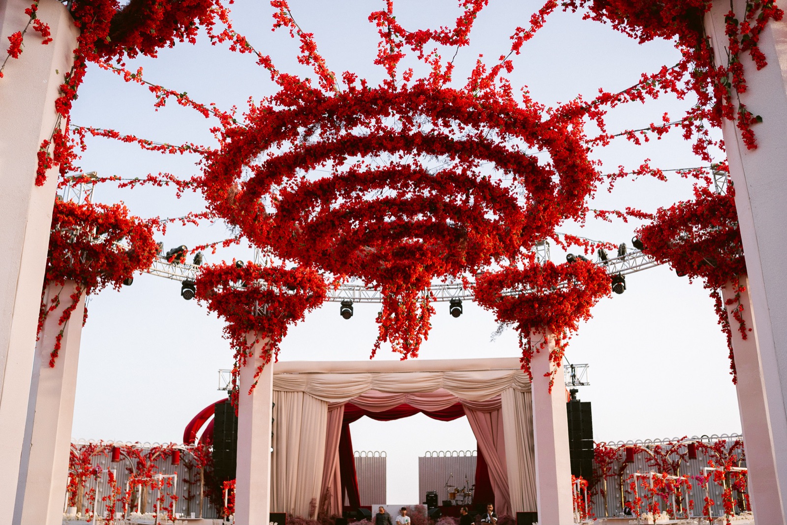 Red is Love — frame 9